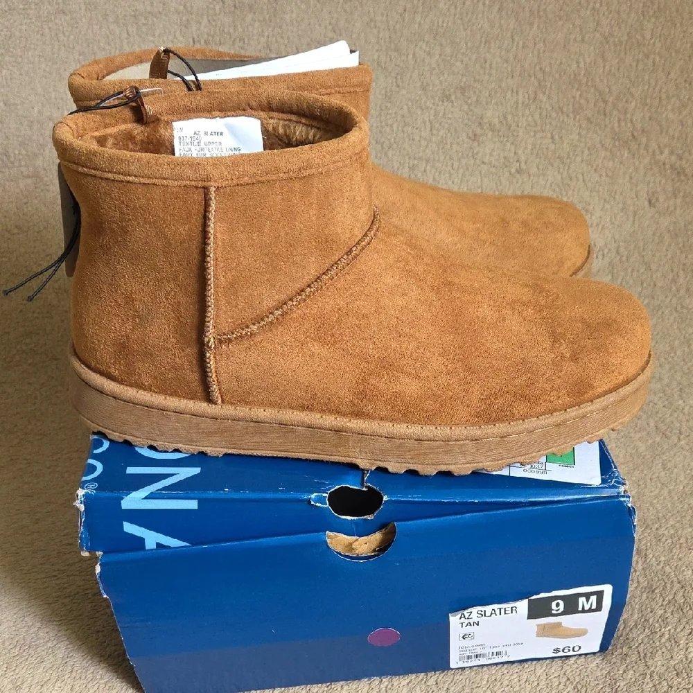 Arizona Jean Company Brown Ankle Booties